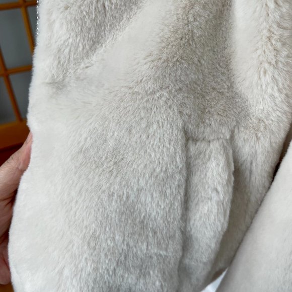 Garage - Fluffy coat - Size S - Beige - NWOT - Picture 3 of 6